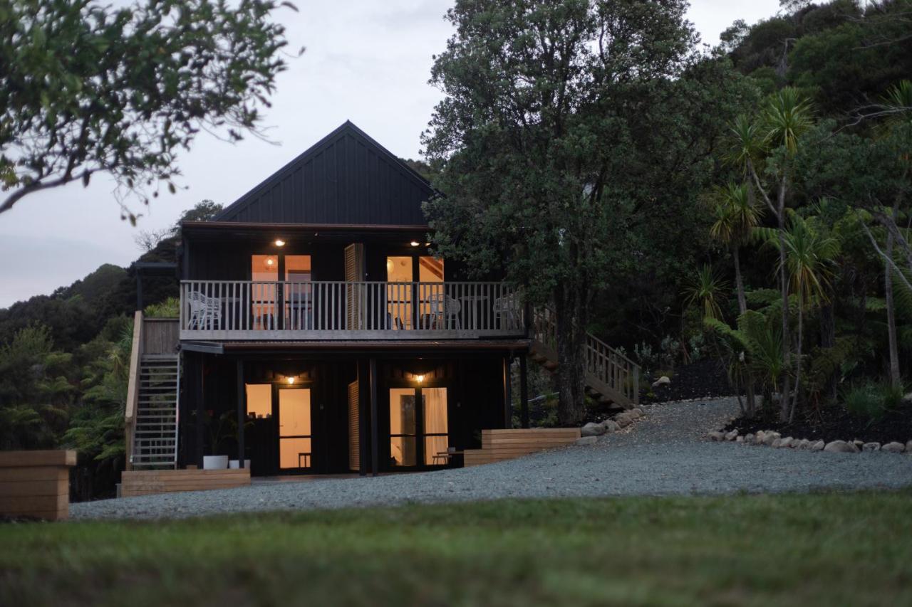 Tui & Nikau Cabins Mangawhai Eksteriør billede