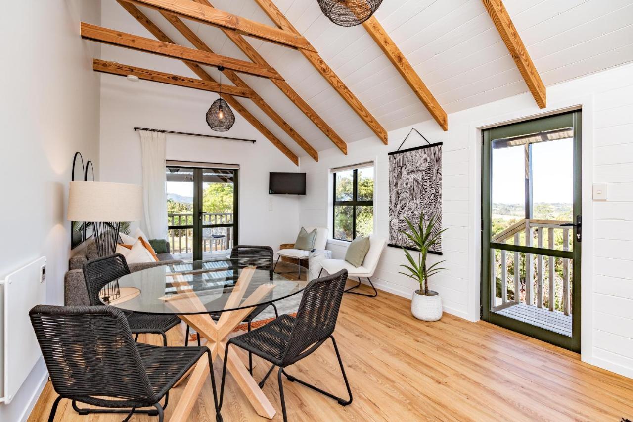 Tui & Nikau Cabins Mangawhai Eksteriør billede