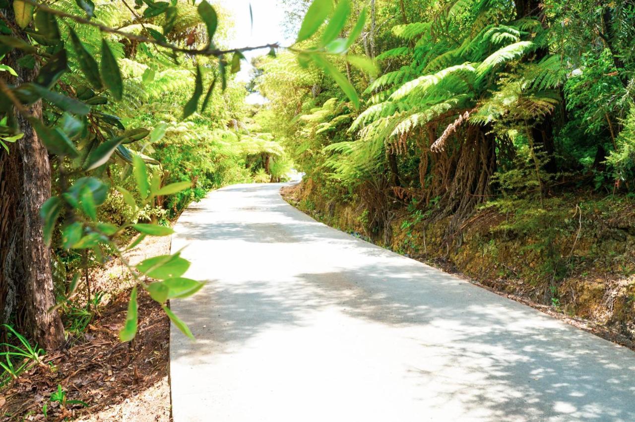 Tui & Nikau Cabins Mangawhai Eksteriør billede