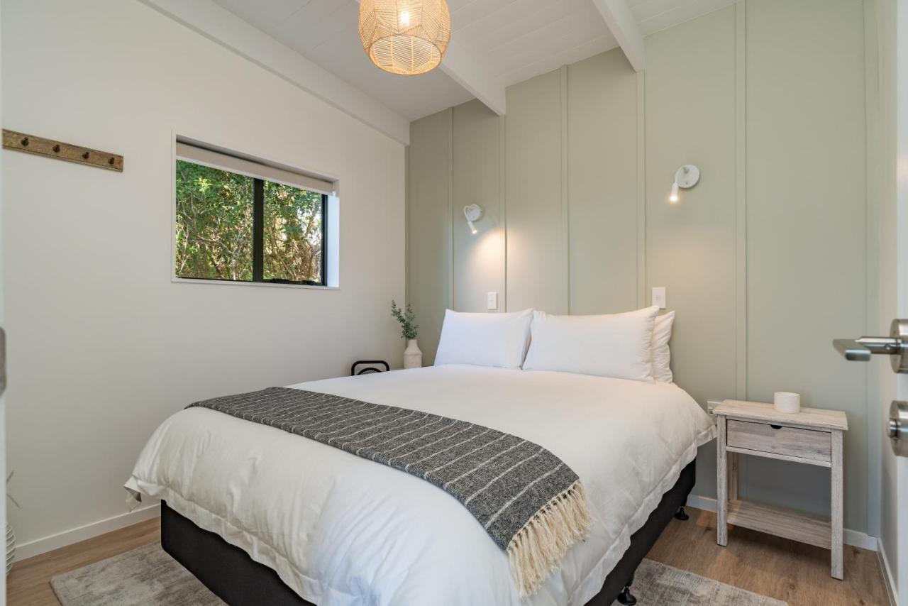 Tui & Nikau Cabins Mangawhai Eksteriør billede